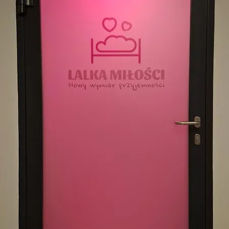Apartment Pole Dance Lalka Milosci Breslau