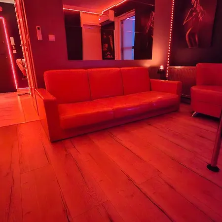 Apartman Pole Dance Lalka Milosci *