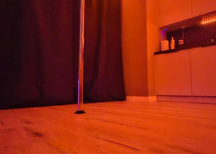 Pole Dance Apartment Lalka Milosci Διαμέρισμα Βρότσλαβ