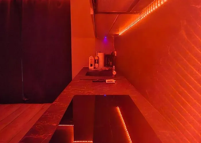 Pole Dance Apartment Lalka Milosci