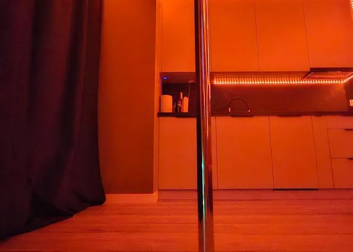 Pole Dance Apartment Lalka Milosci